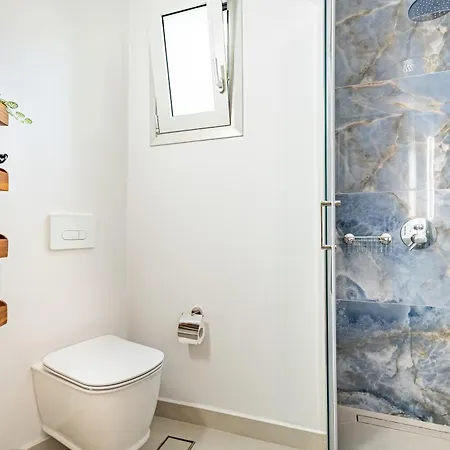 Stellie Elegant Mid-century Modern 2bd-2bath *