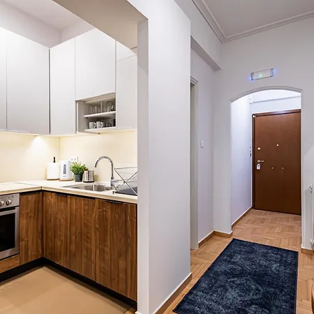Apartment Stellie Elegant Mid-century Modern 2bd-2bath *